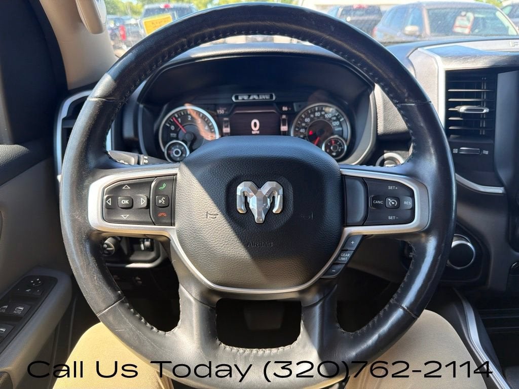 2020 RAM 1500 Big Horn Crew Cab 4x4 5'7" Box