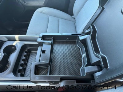 2020 RAM 1500 Big Horn Crew Cab 4x4 5'7" Box