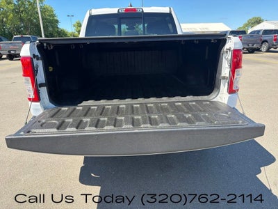 2020 RAM 1500 Big Horn Crew Cab 4x4 5'7" Box