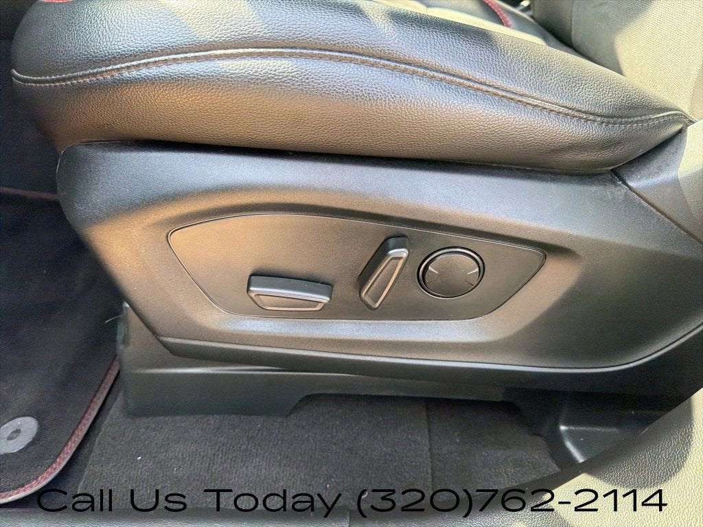 2024 Ford Explorer ST-Line