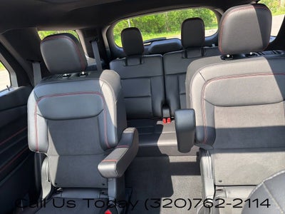2024 Ford Explorer ST-Line