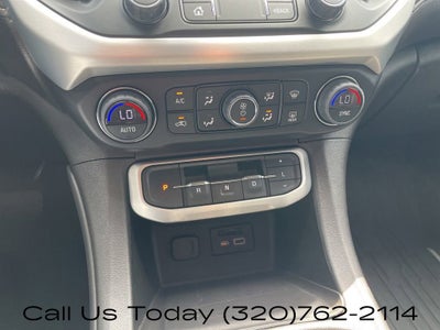 2022 GMC Acadia SLT