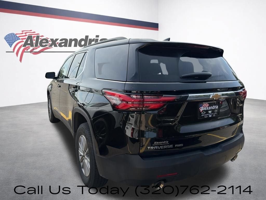 2023 Chevrolet Traverse LT Cloth