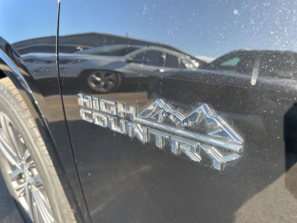 2023 Chevrolet Traverse High Country