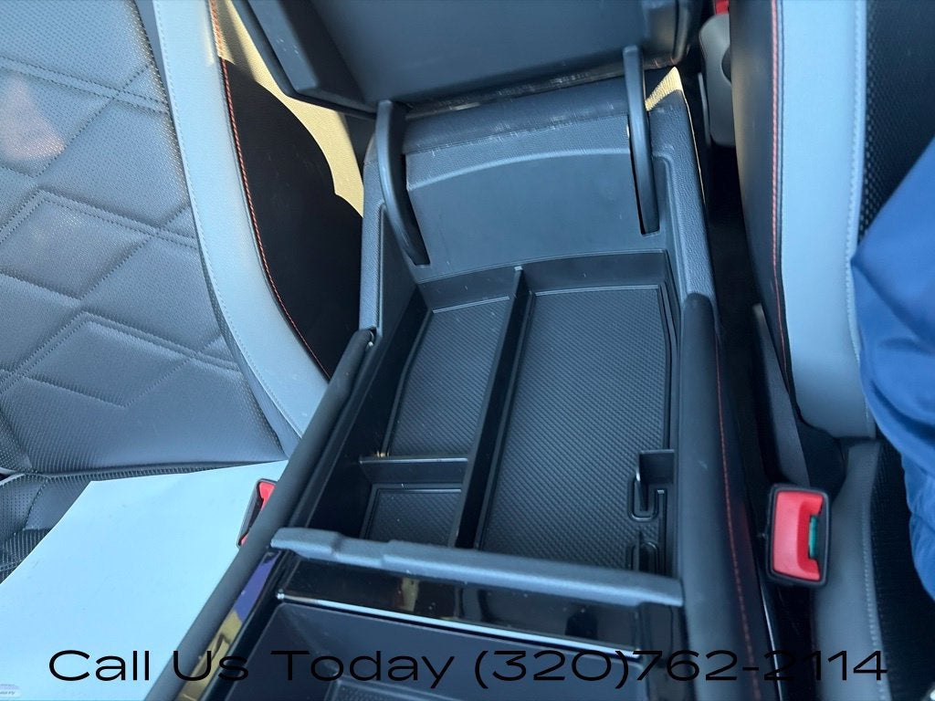 2024 Volkswagen Atlas 2.0T Peak Edition SE w/Technology