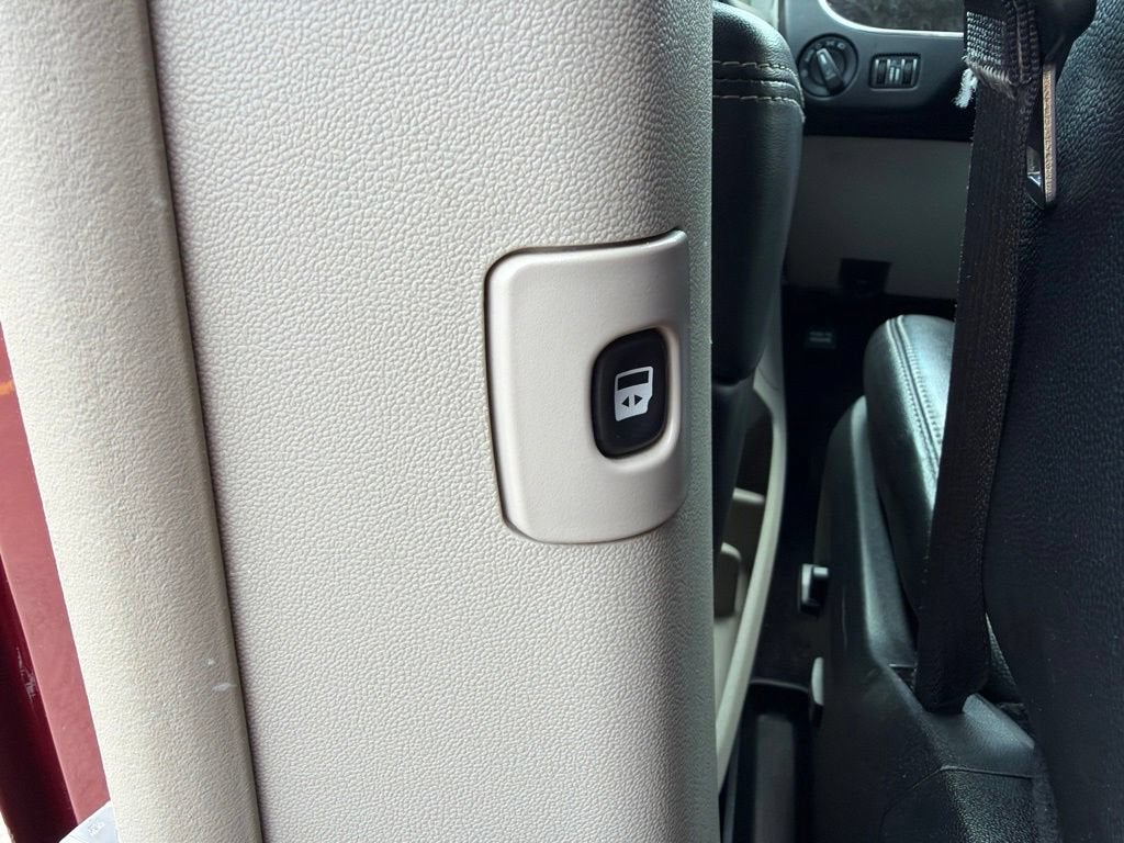 2014 Chrysler Town & Country Touring
