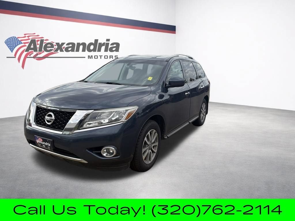 2016 Nissan Pathfinder SV