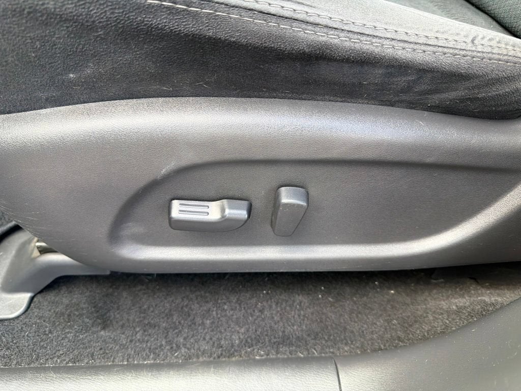 2016 Nissan Pathfinder SV
