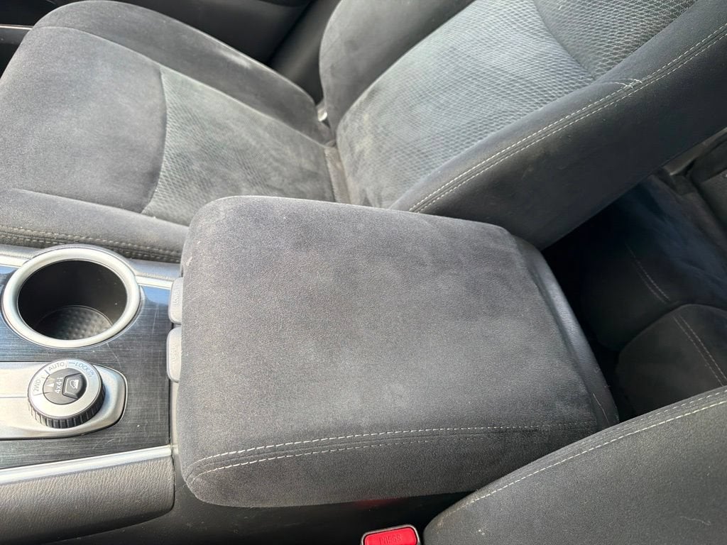 2016 Nissan Pathfinder SV