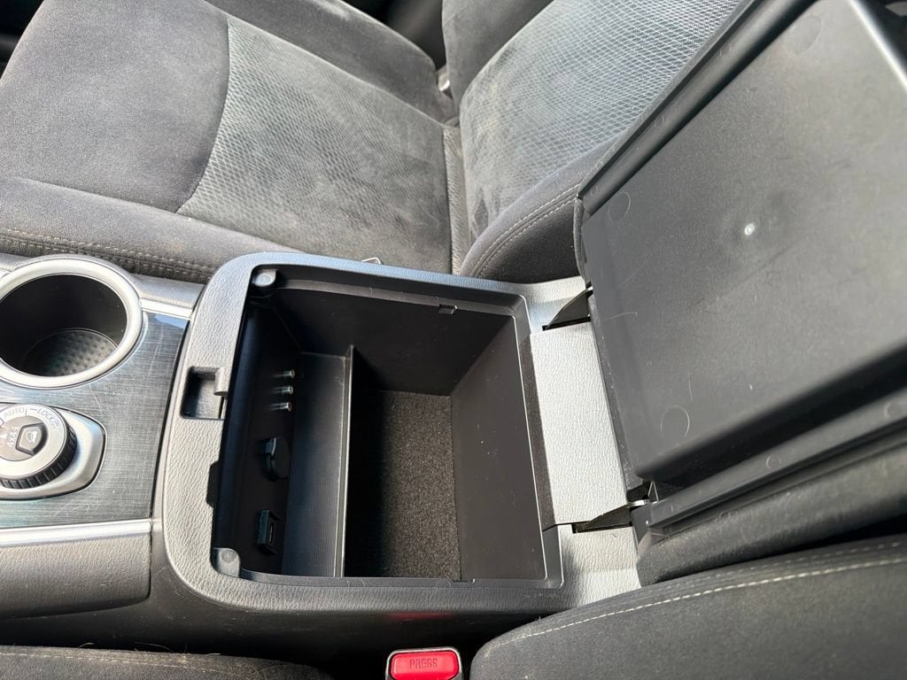 2016 Nissan Pathfinder SV