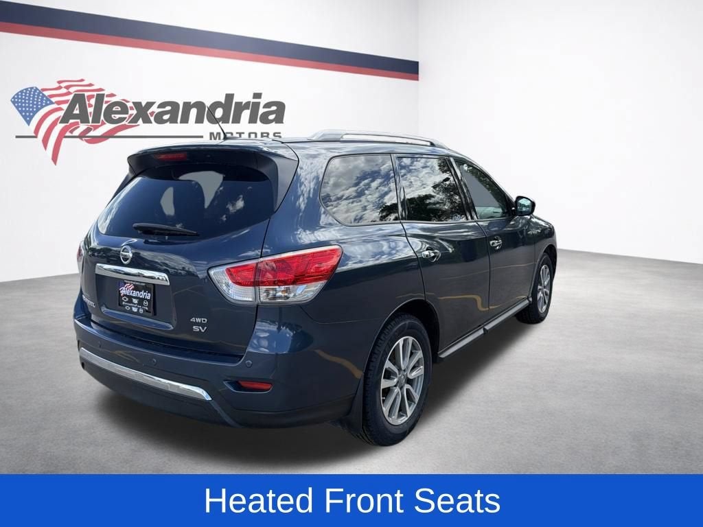 2016 Nissan Pathfinder SV