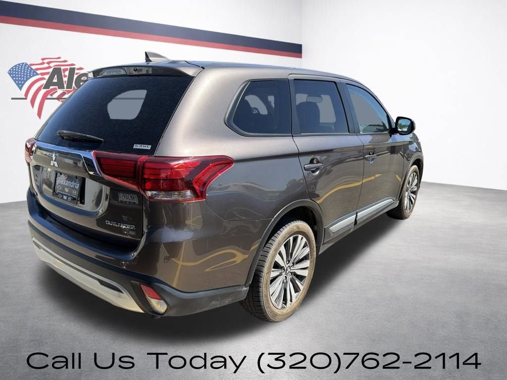 2019 Mitsubishi Outlander SE