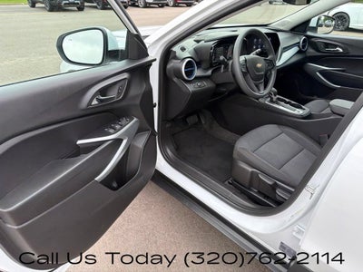 2025 Chevrolet Trax LS