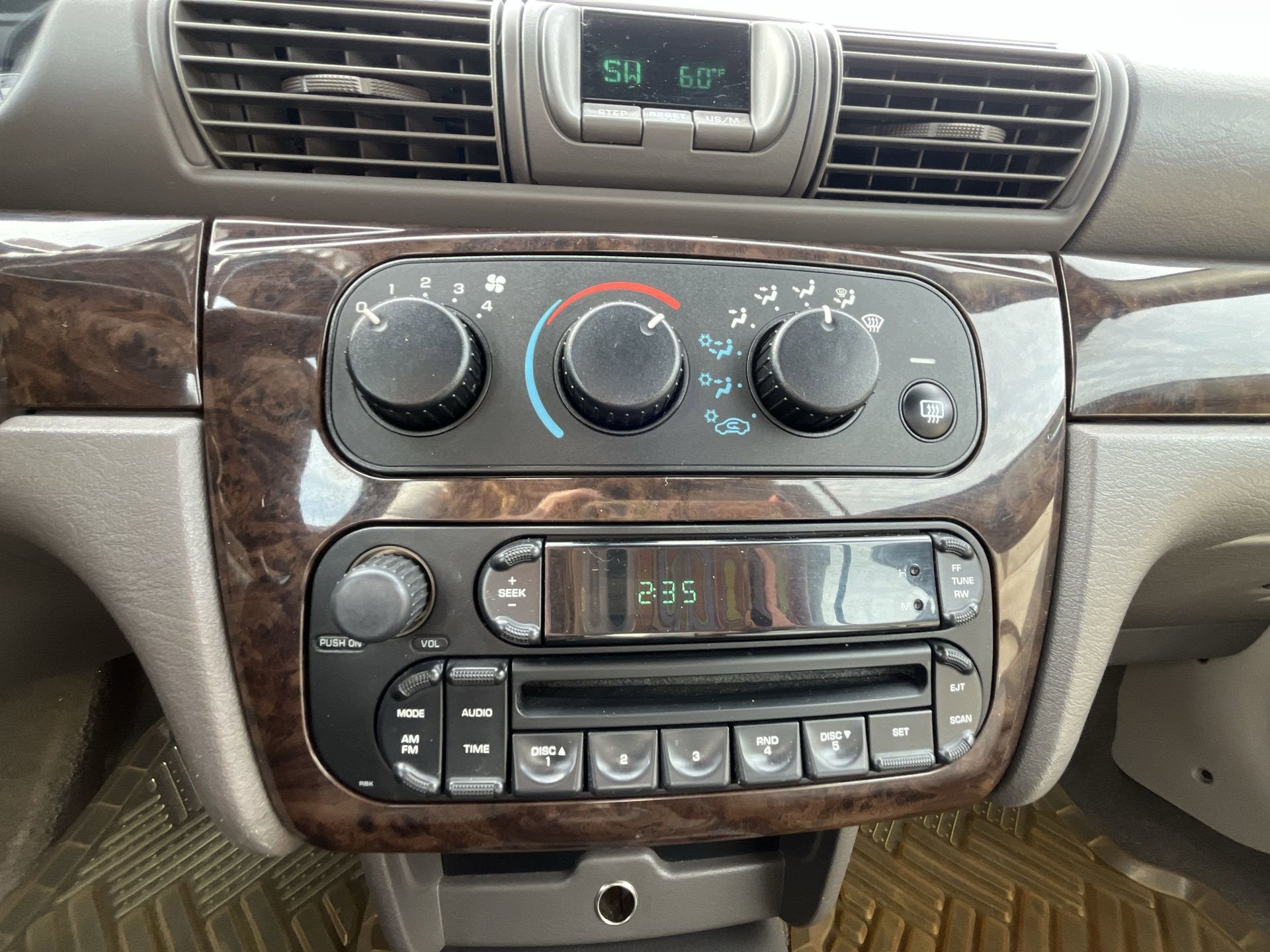 2005 Chrysler Sebring Conv Limited