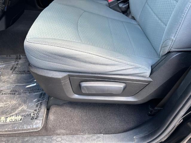 2014 RAM 1500 4WD Quad Cab 6.4 Ft Box Express