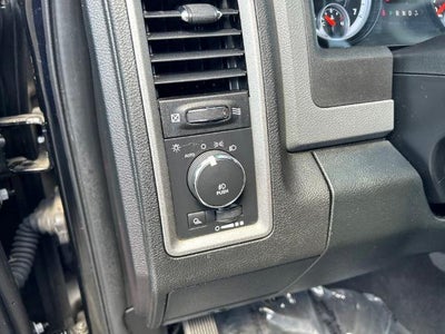 2014 RAM 1500 4WD Quad Cab 6.4 Ft Box Express