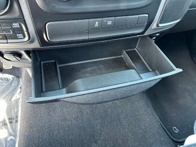 2014 RAM 1500 4WD Quad Cab 6.4 Ft Box Express