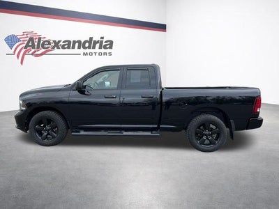 2014 RAM 1500 4WD Quad Cab 6.4 Ft Box Express
