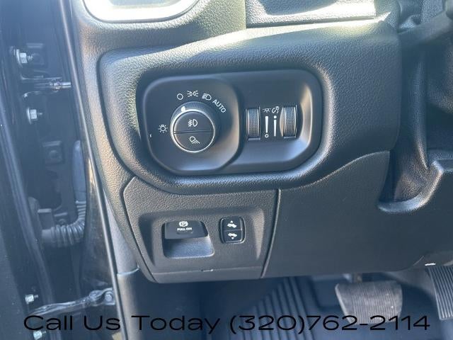 2019 RAM 1500 Laramie 4x4 Quad Cab 6'4" Box