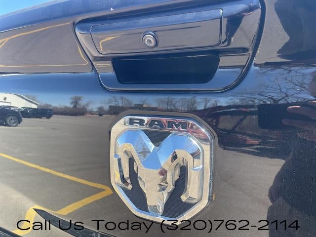 2019 RAM 1500 Laramie 4x4 Quad Cab 6'4" Box