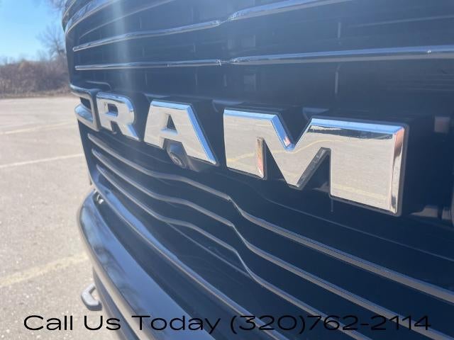 2019 RAM 1500 Laramie 4x4 Quad Cab 6'4" Box