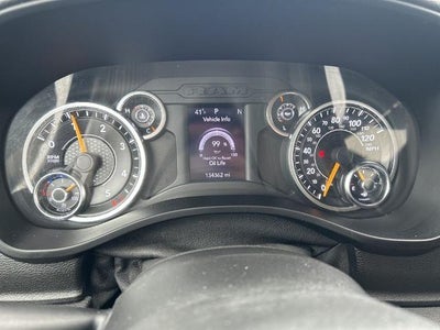 2020 RAM 1500 Big Horn 4x4 Crew Cab 5'7" Box