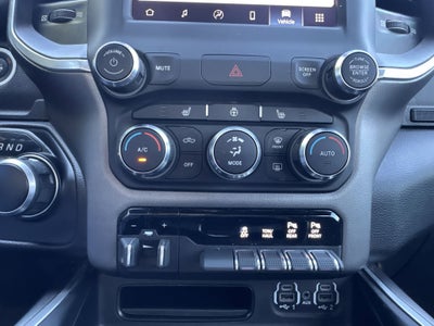 2022 RAM 1500 Big Horn 4x4 Crew Cab 6'4" Box