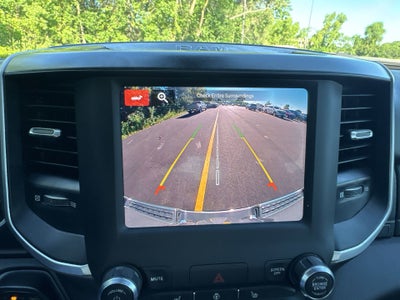 2022 RAM 1500 Big Horn 4x4 Crew Cab 6'4" Box