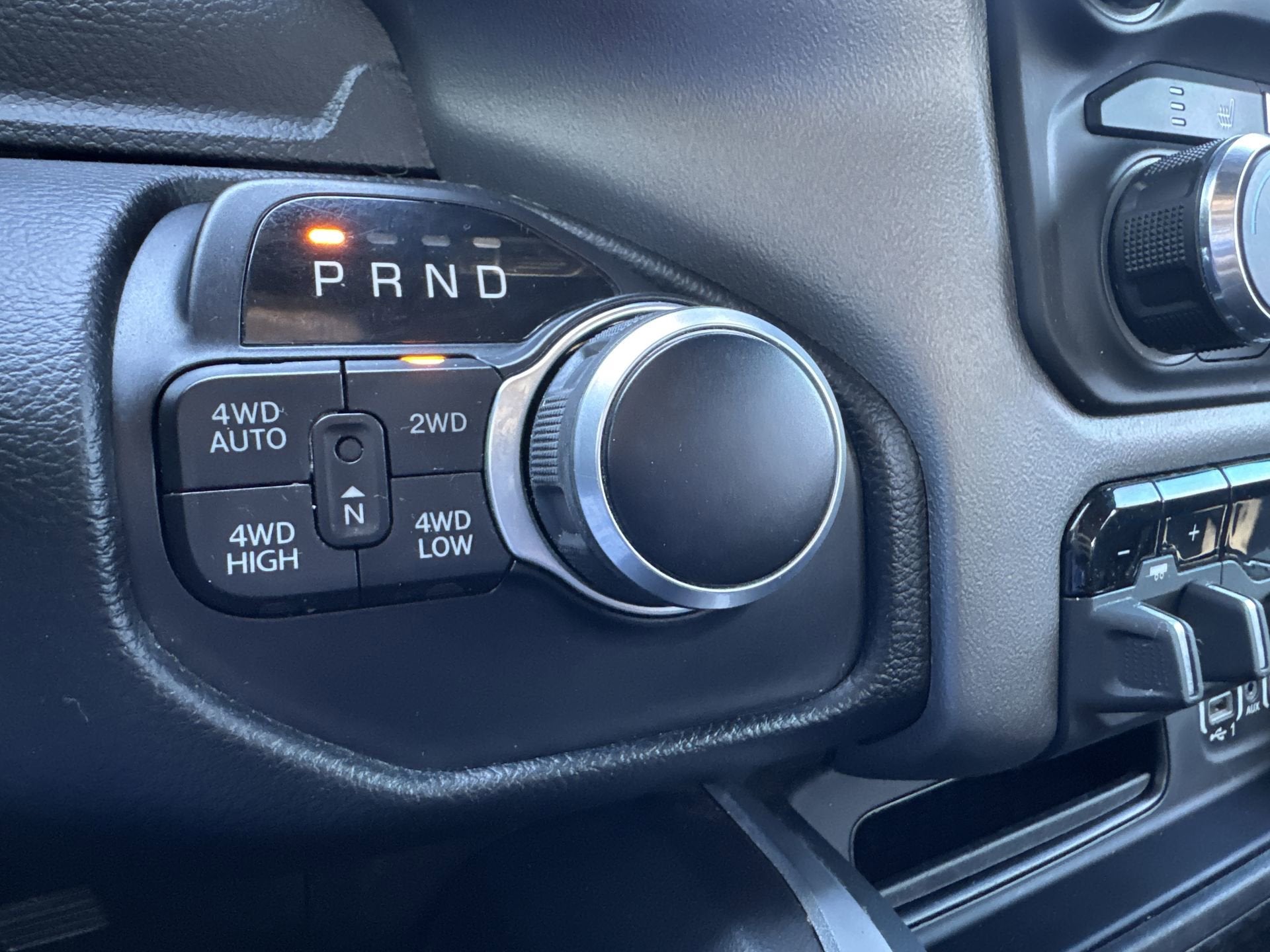 2022 RAM 1500 Big Horn 4x4 Crew Cab 6'4" Box