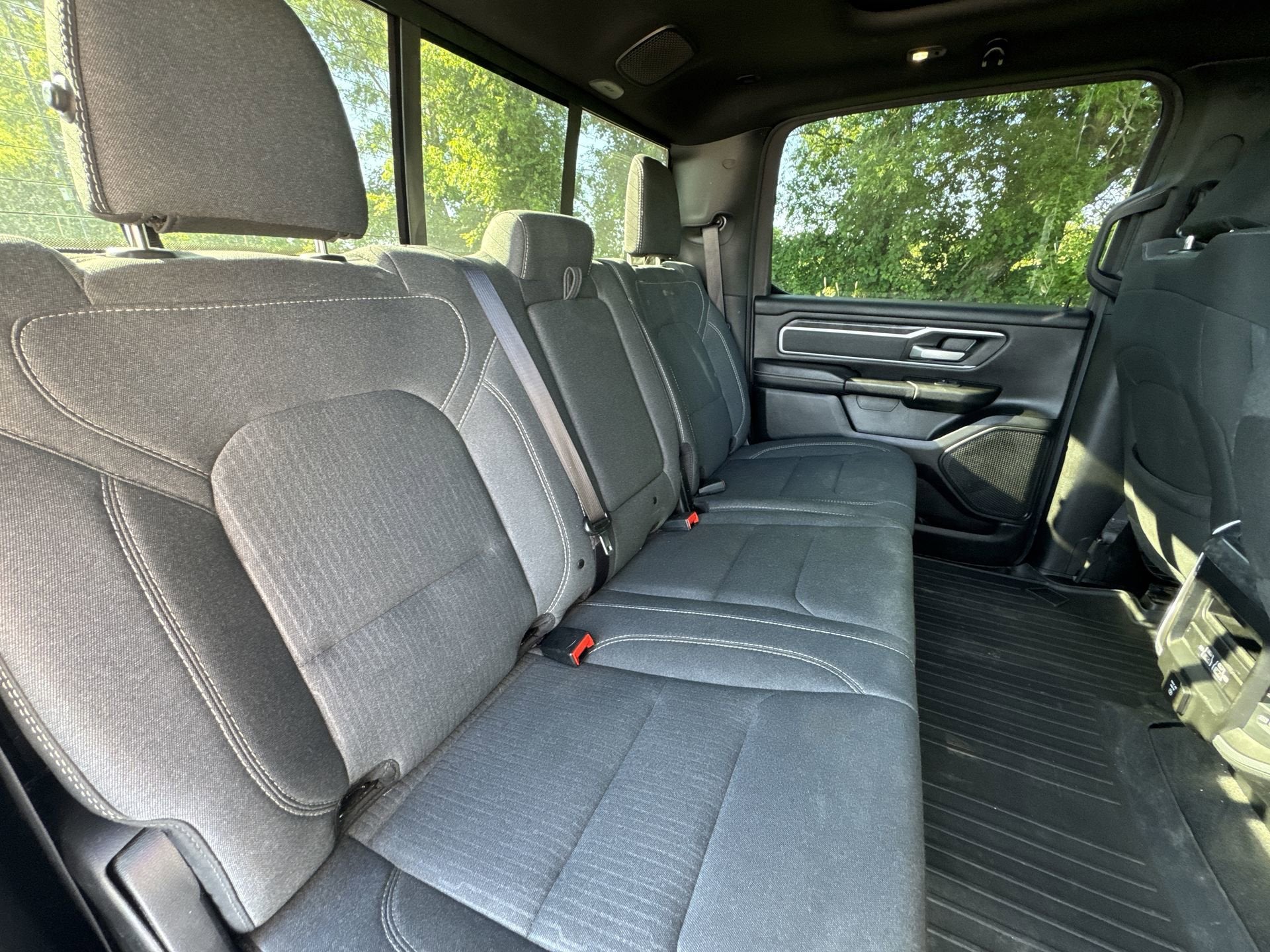 2022 RAM 1500 Big Horn 4x4 Crew Cab 6'4" Box