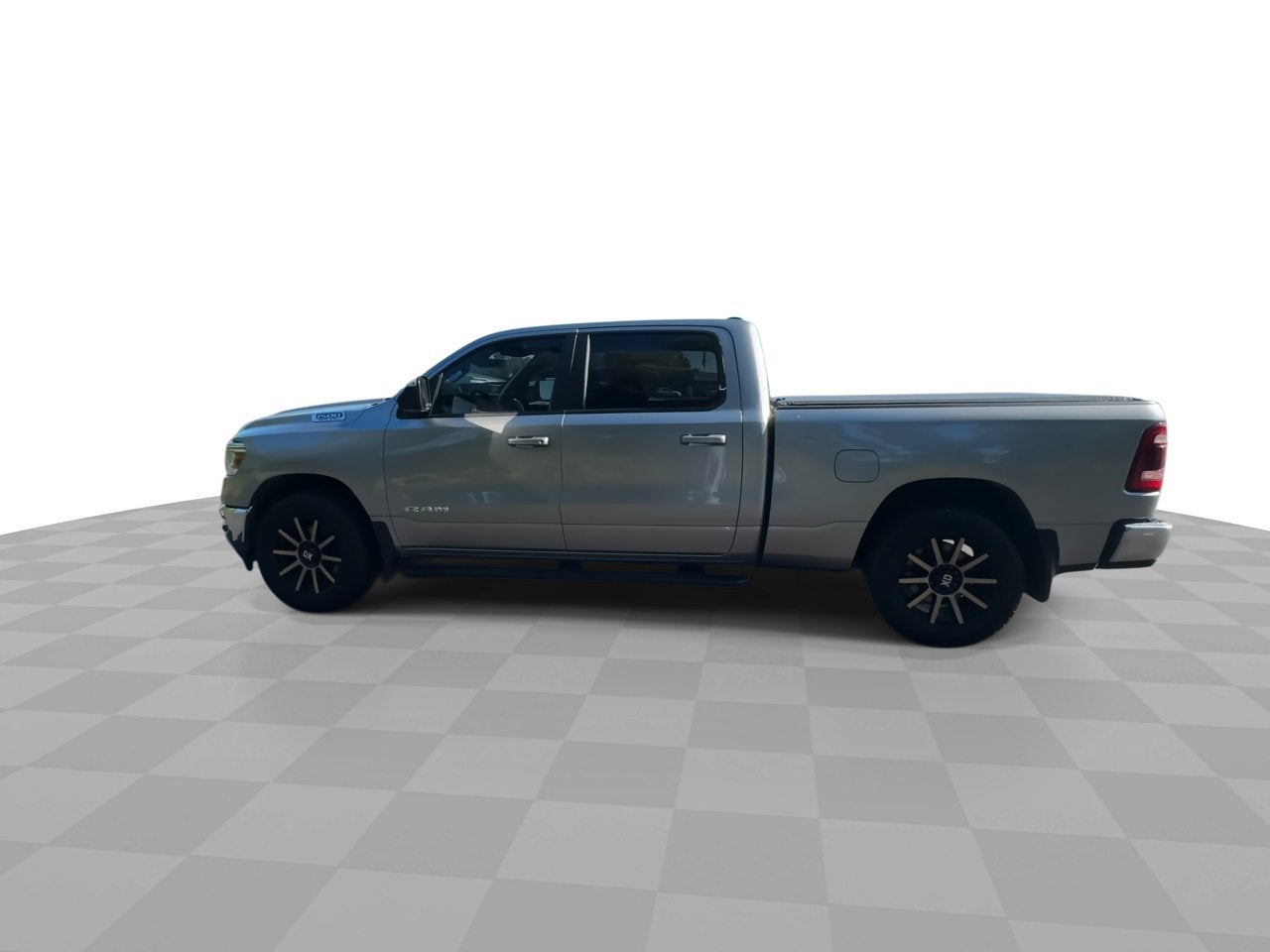 2022 RAM 1500 Big Horn 4x4 Crew Cab 6'4" Box