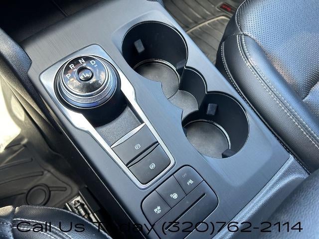 2021 Ford Escape Titanium Hybrid AWD