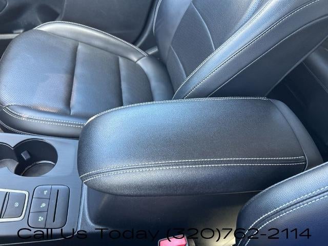 2021 Ford Escape Titanium Hybrid AWD