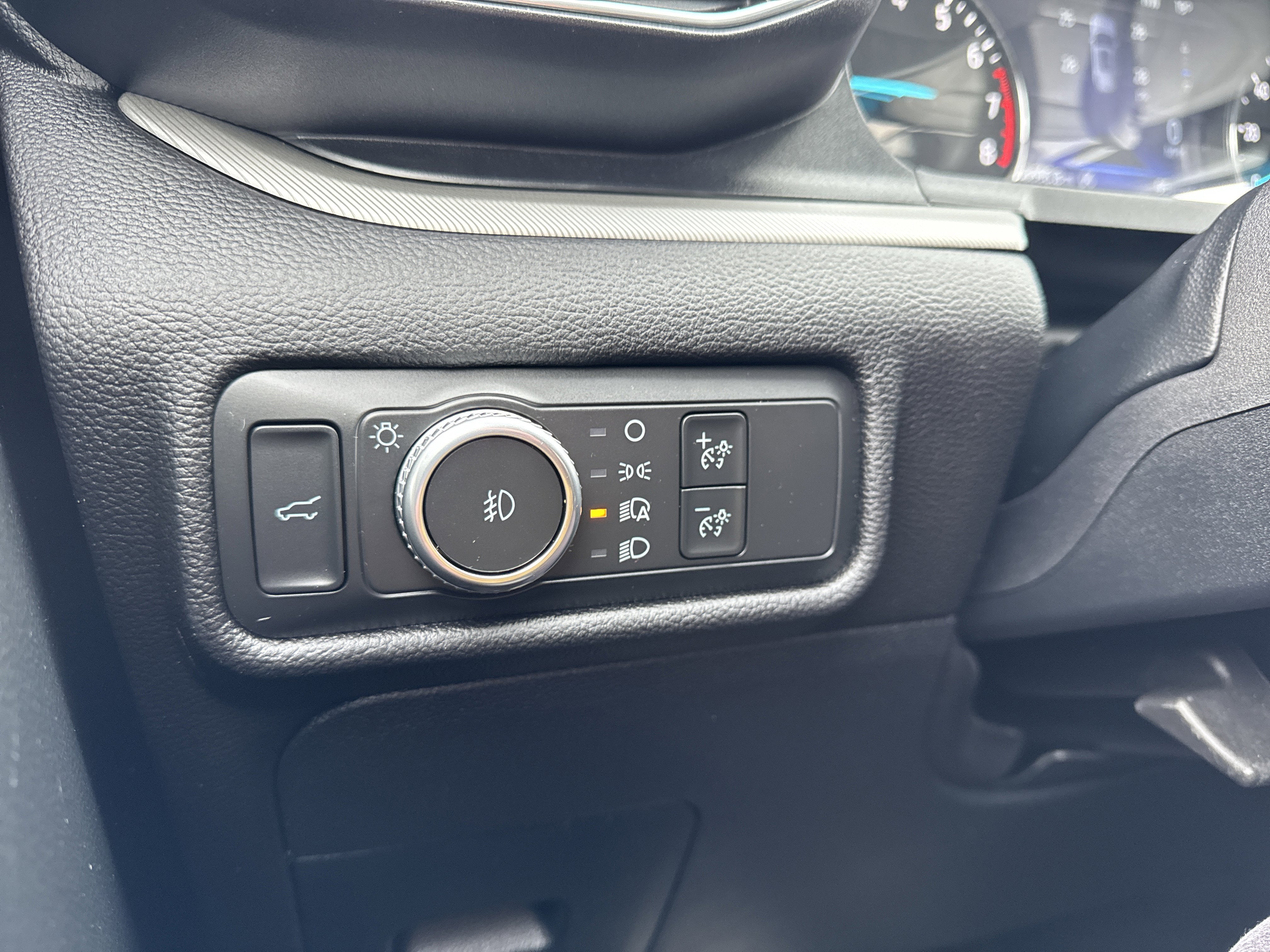 2021 Ford Explorer XLT 4WD