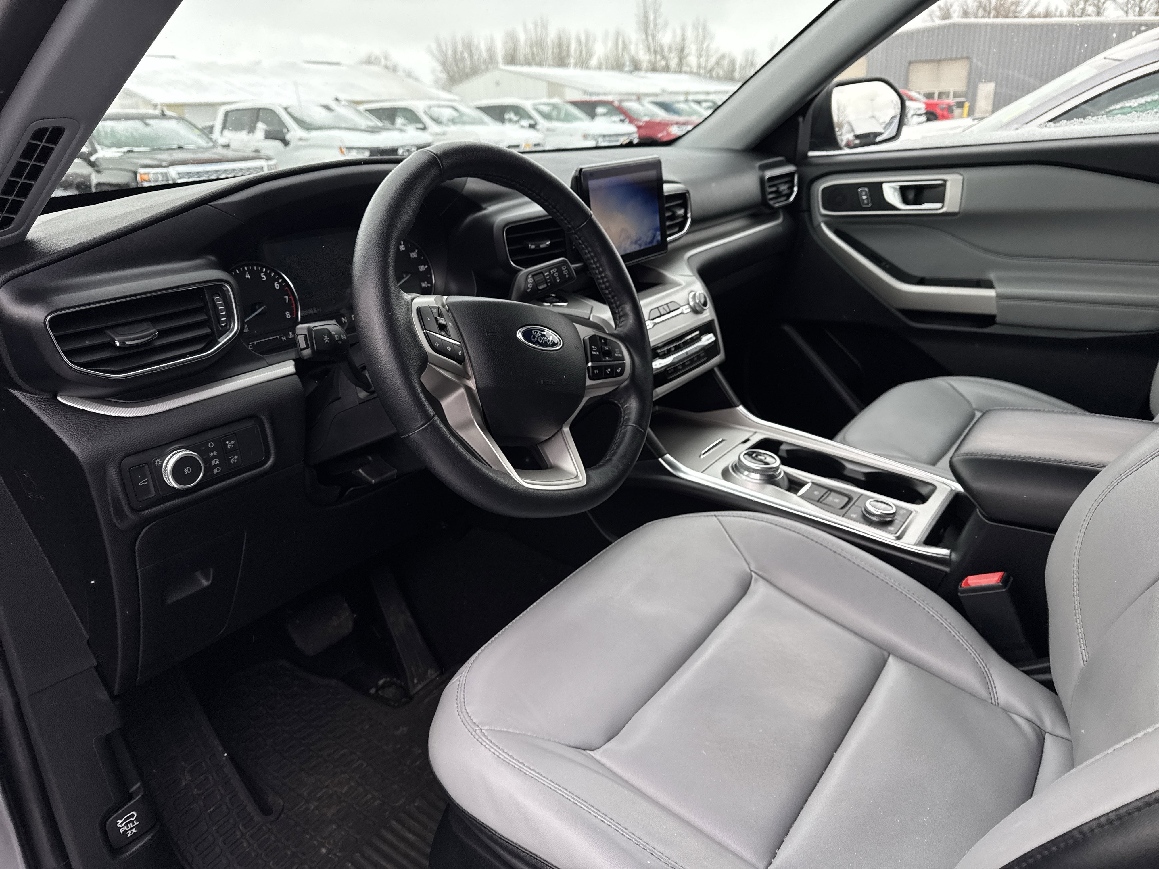 2021 Ford Explorer XLT 4WD