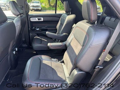 2024 Ford Explorer ST-Line 4WD