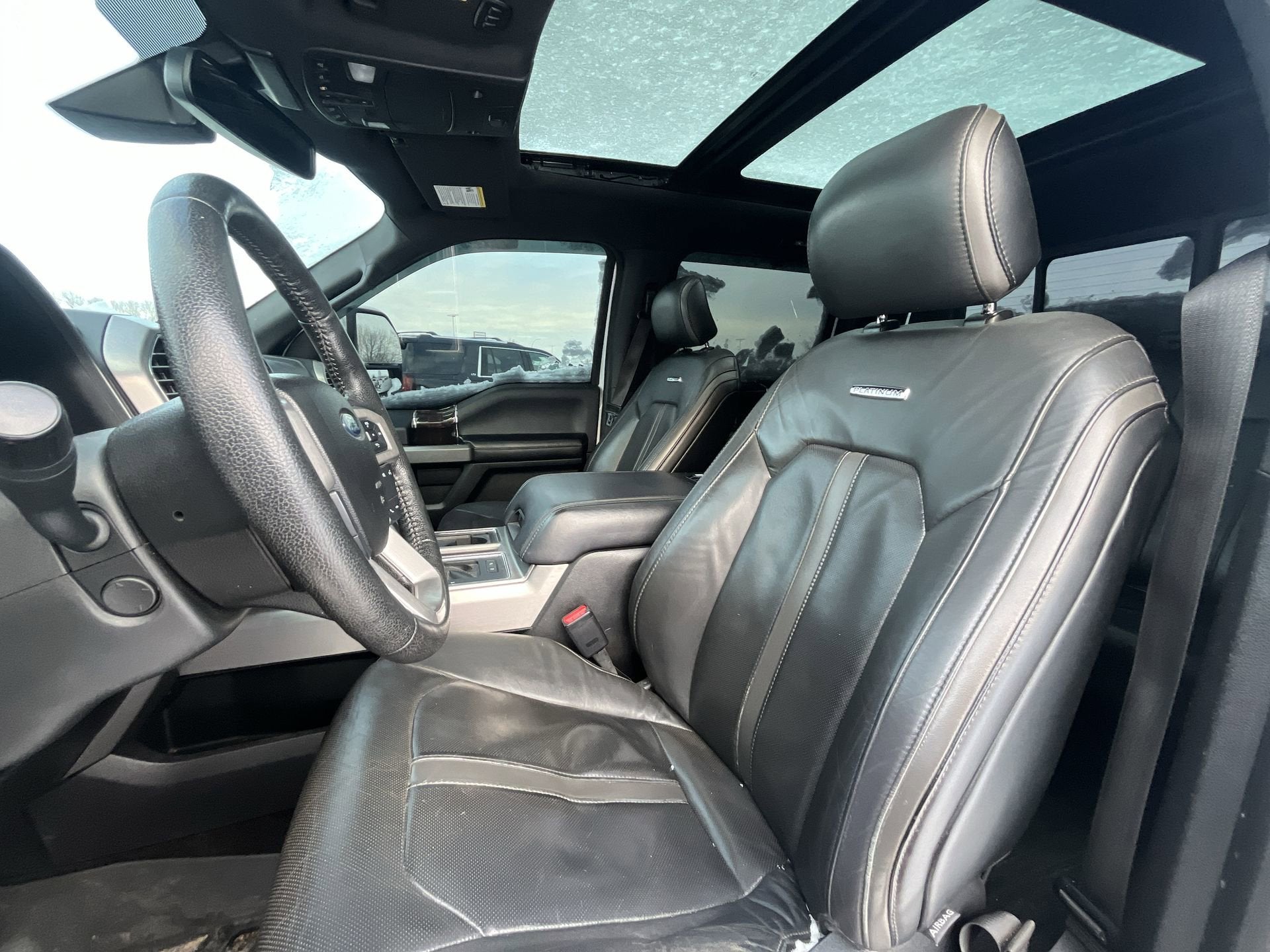 2015 Ford F-150 4WD SuperCrew 5-1/2 Ft Box Platinum