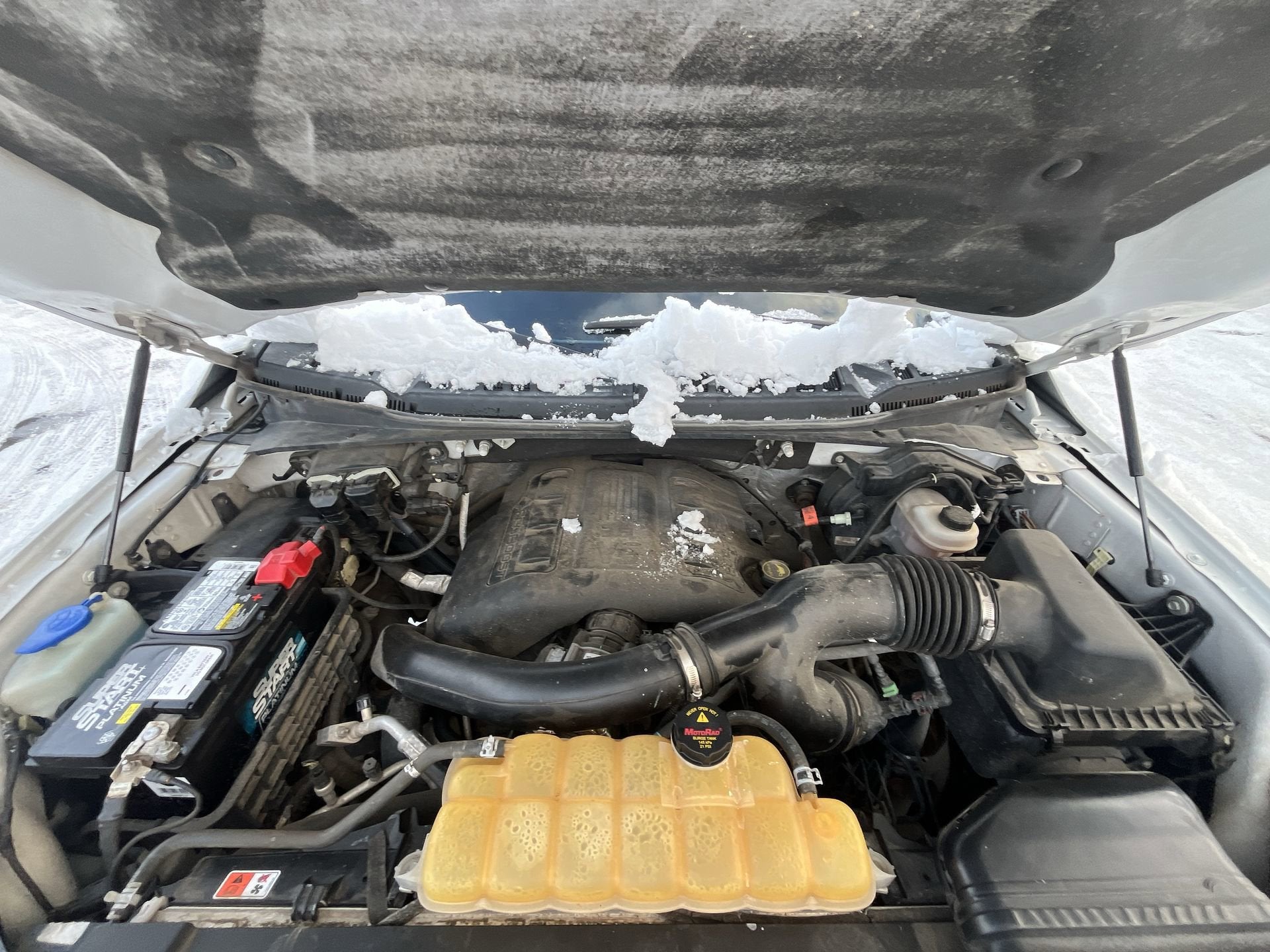 2015 Ford F-150 4WD SuperCrew 5-1/2 Ft Box Platinum