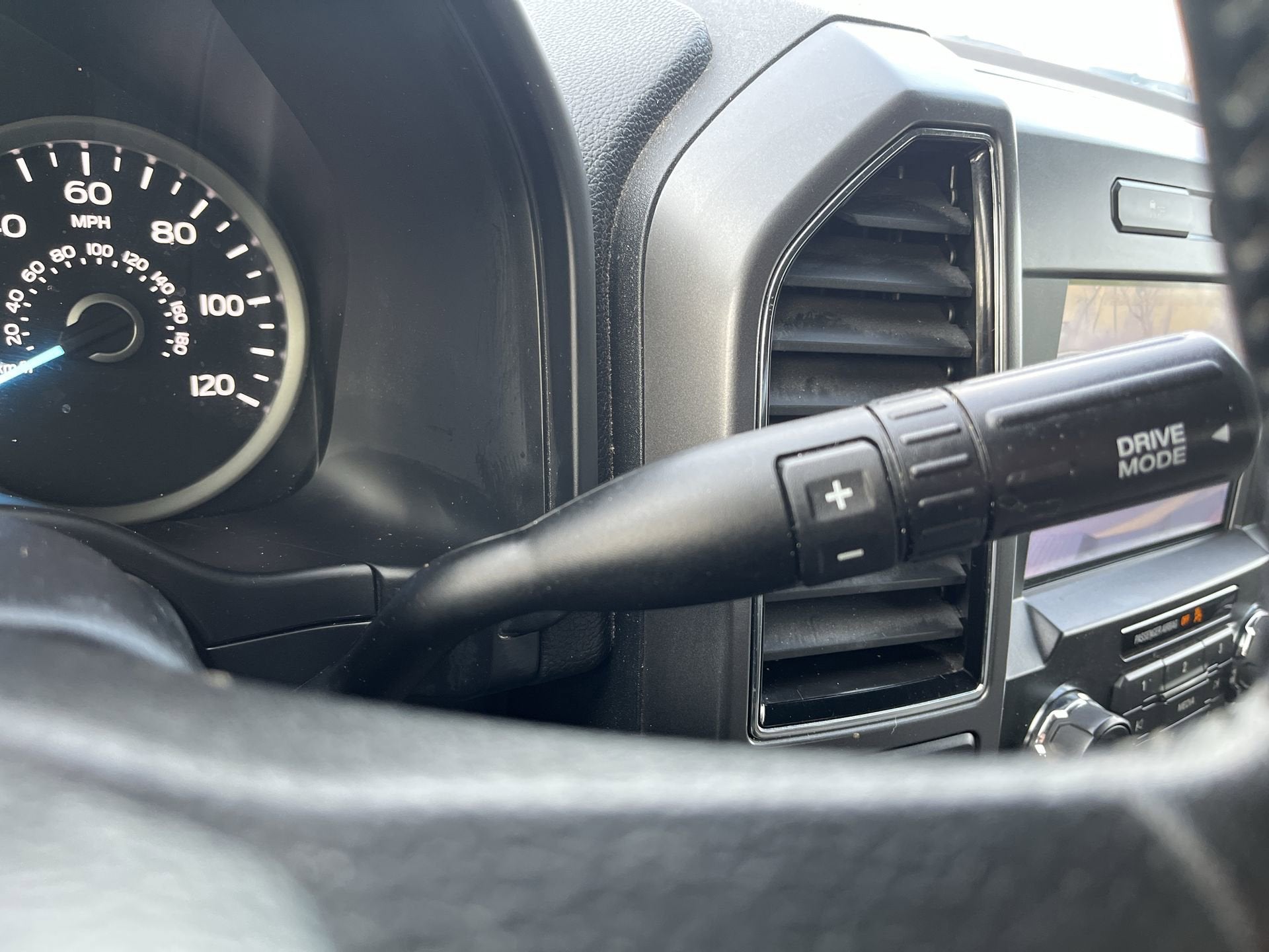 2019 Ford F-150 XLT 4WD SuperCrew 5.5' Box