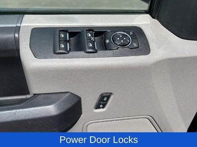 2016 Ford F-150 4WD SuperCrew 5-1/2 Ft Box XL