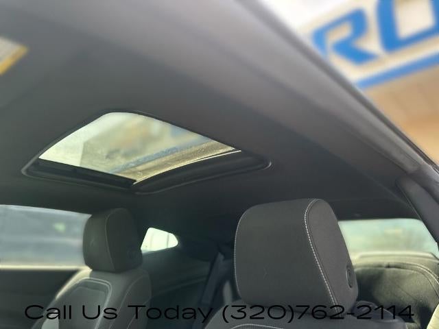 2022 Chevrolet Camaro 2dr Coupe 1LT