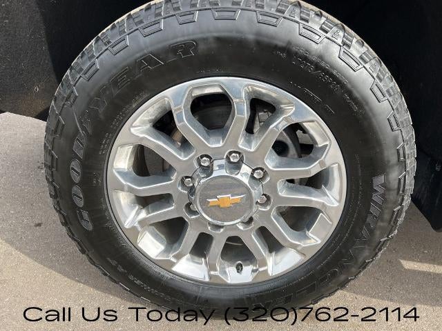 2025 Chevrolet Silverado 3500 HD Crew Cab Long Box 4-Wheel Drive LTZ