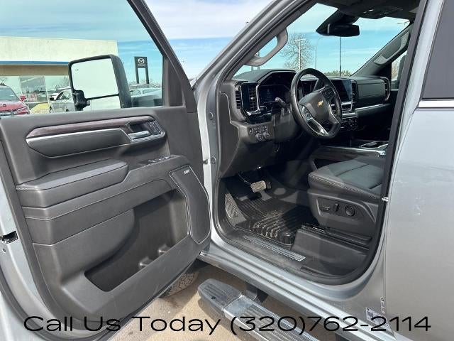 2025 Chevrolet Silverado 3500 HD Crew Cab Long Box 4-Wheel Drive LTZ