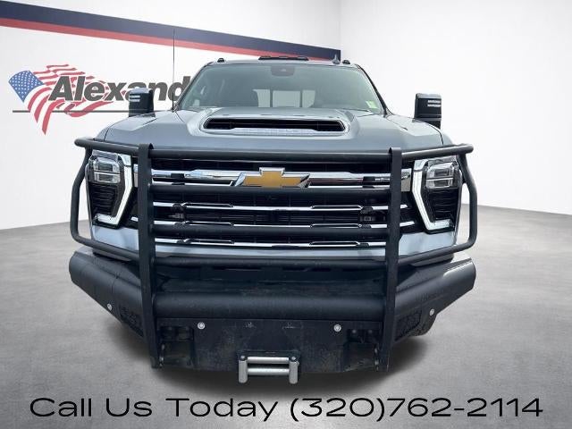 2025 Chevrolet Silverado 3500 HD Crew Cab Long Box 4-Wheel Drive LTZ