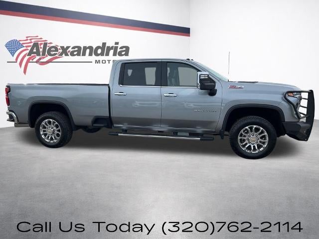 2025 Chevrolet Silverado 3500 HD Crew Cab Long Box 4-Wheel Drive LTZ