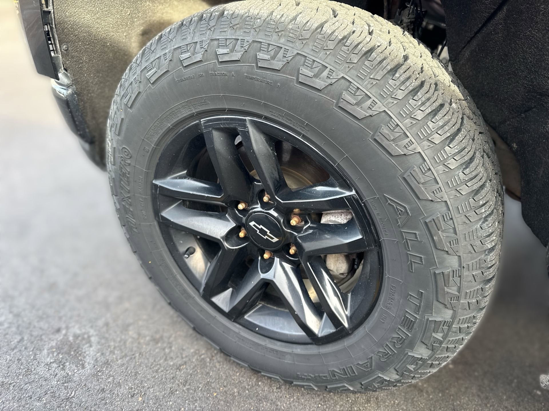 2021 Chevrolet Silverado 1500 Crew Cab Short Box 4-Wheel Drive Custom Trail Boss