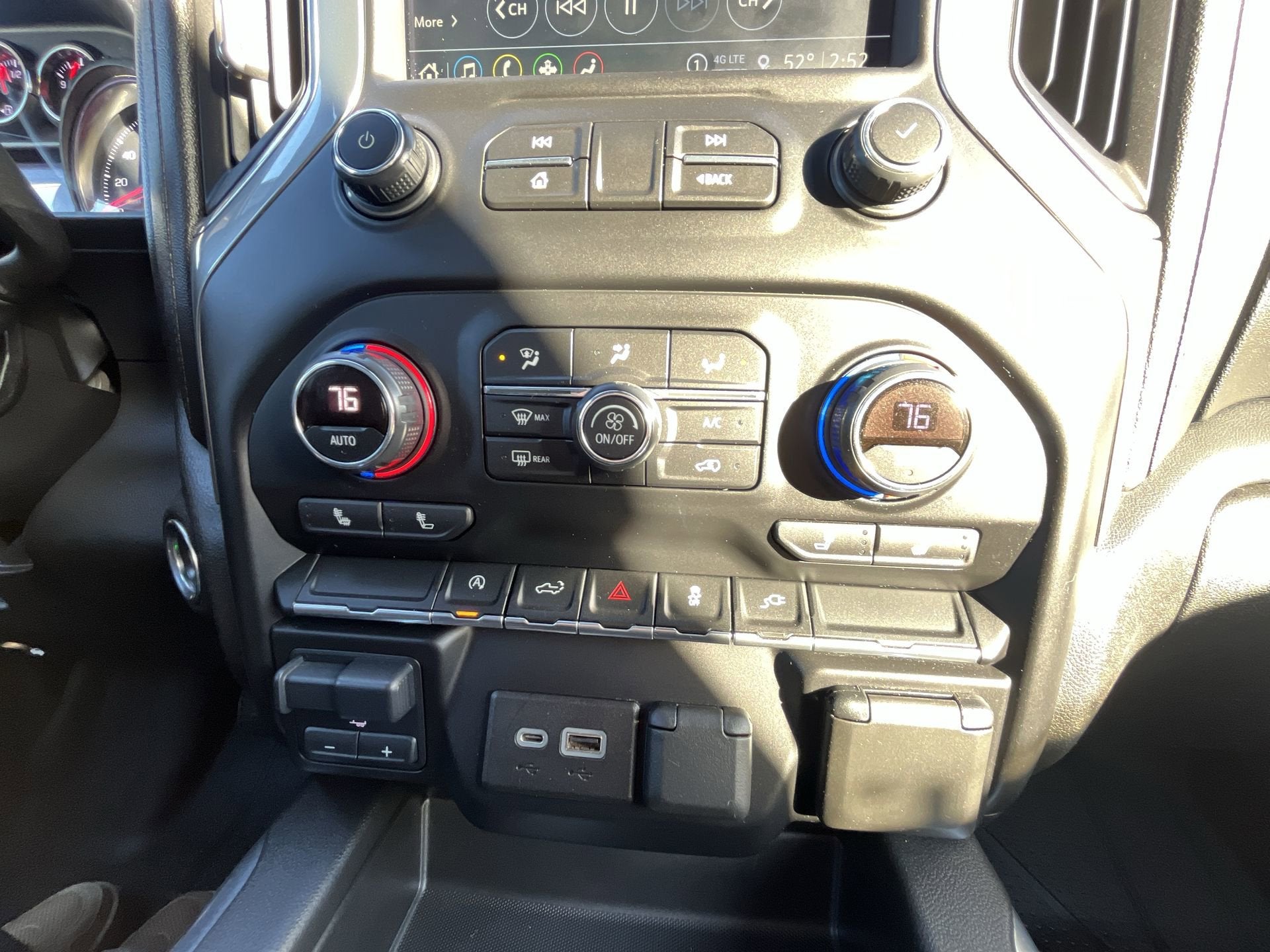 2021 Chevrolet Silverado 1500 Double Cab Standard Box 4-Wheel Drive RST