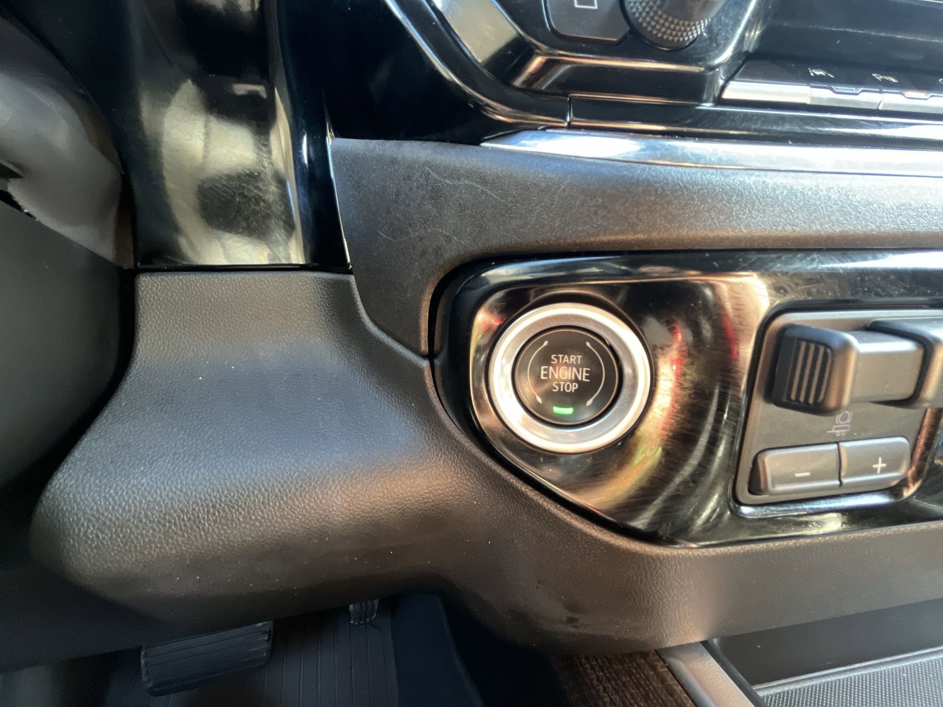 2024 Chevrolet Silverado 1500 Crew Cab Standard Box 4-Wheel Drive RST