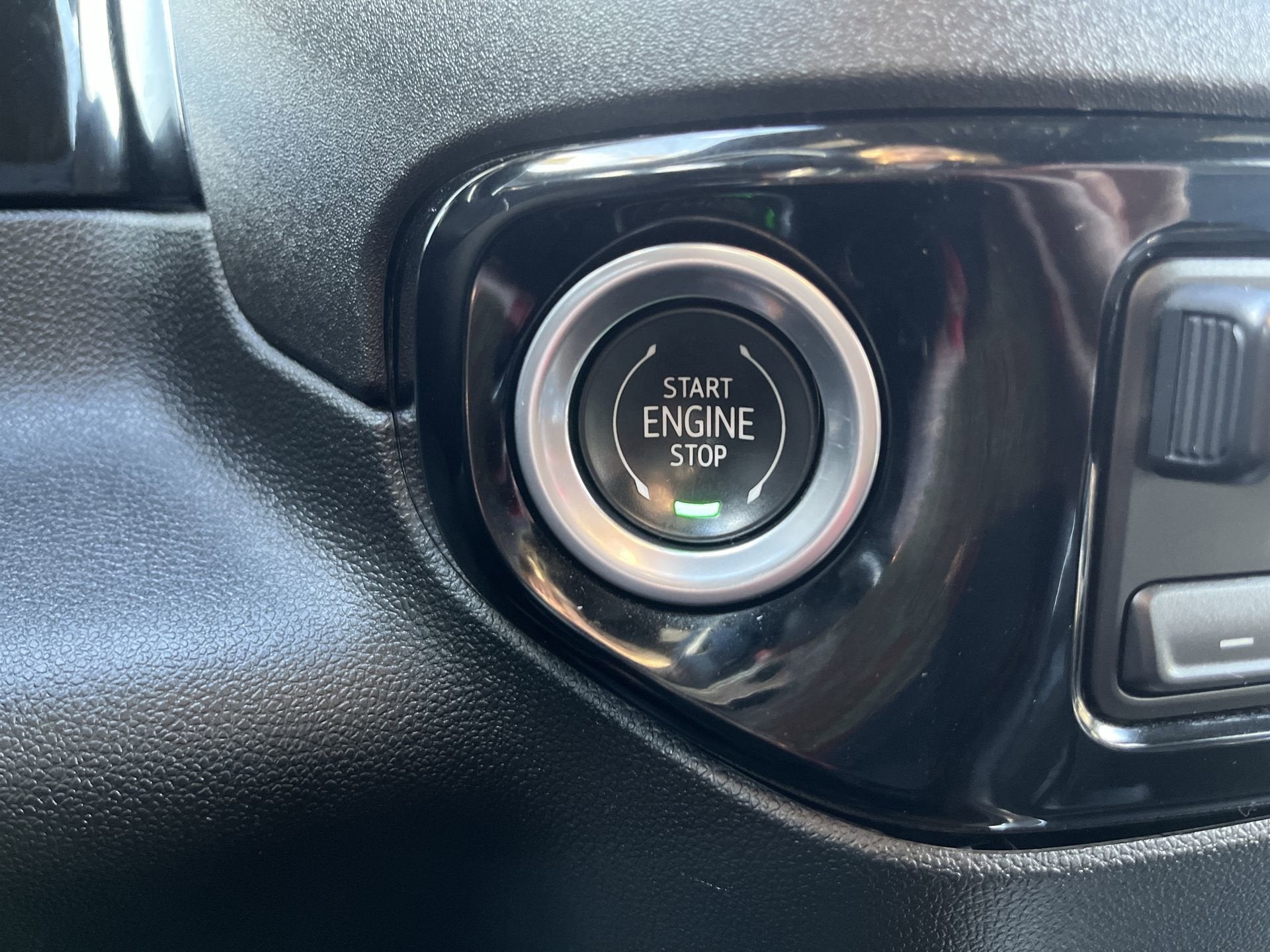 2023 Chevrolet Silverado 1500 Crew Cab Short Box 4-Wheel Drive High Country