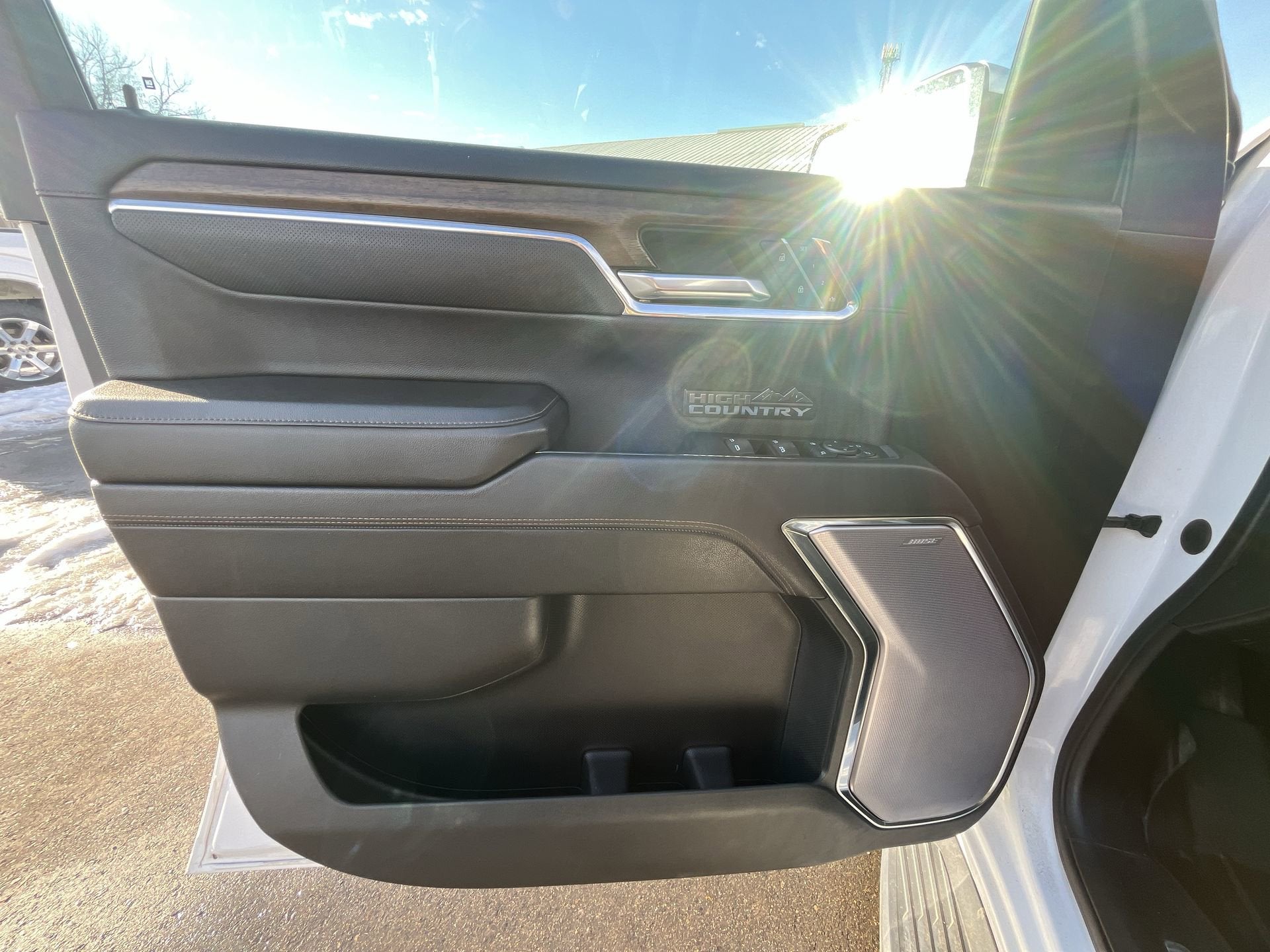 2023 Chevrolet Silverado 1500 Crew Cab Short Box 4-Wheel Drive High Country